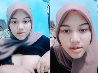 Jilbab Jeasmin Pamer Tobrut Pengen Dikenyot